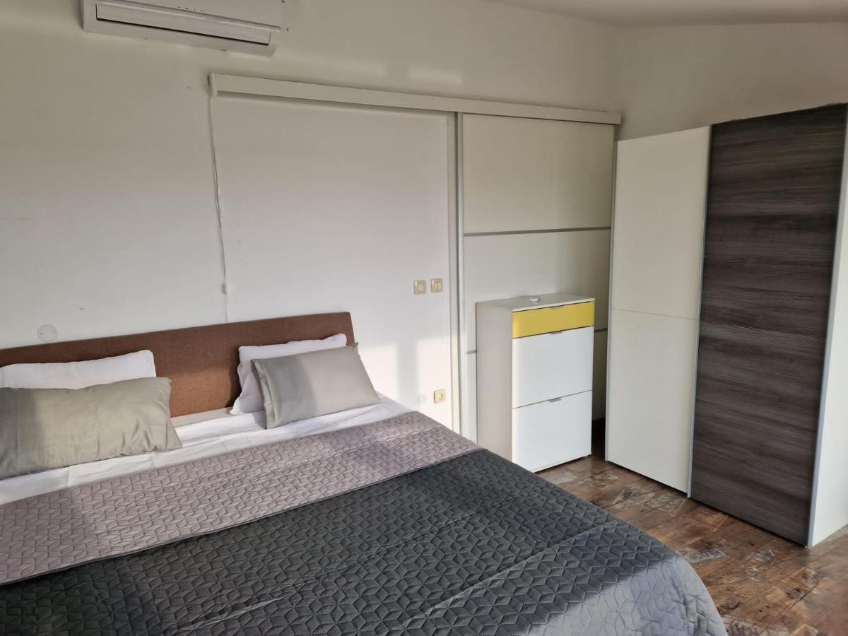 Apartment Vilic プーラ エクステリア 写真