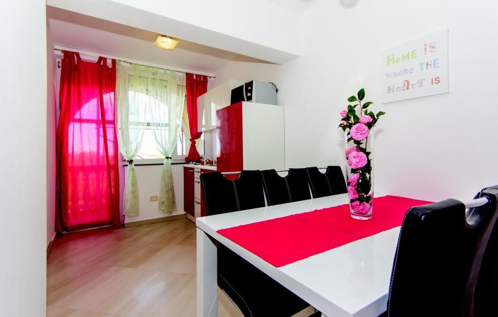 Apartment Vilic プーラ エクステリア 写真