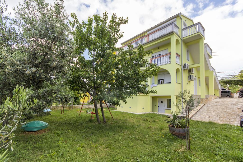 Apartment Vilic プーラ エクステリア 写真